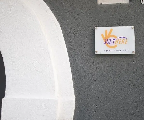 Just Here - Lascia Fare A Dio Appartement *