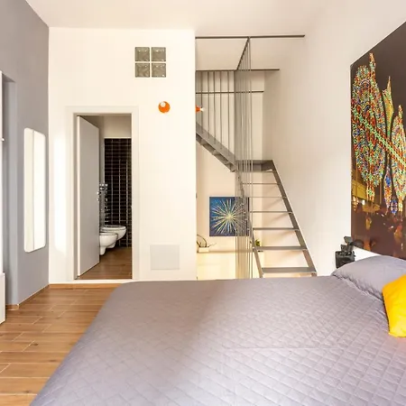 Just Here - Lascia Fare A Dio Daire